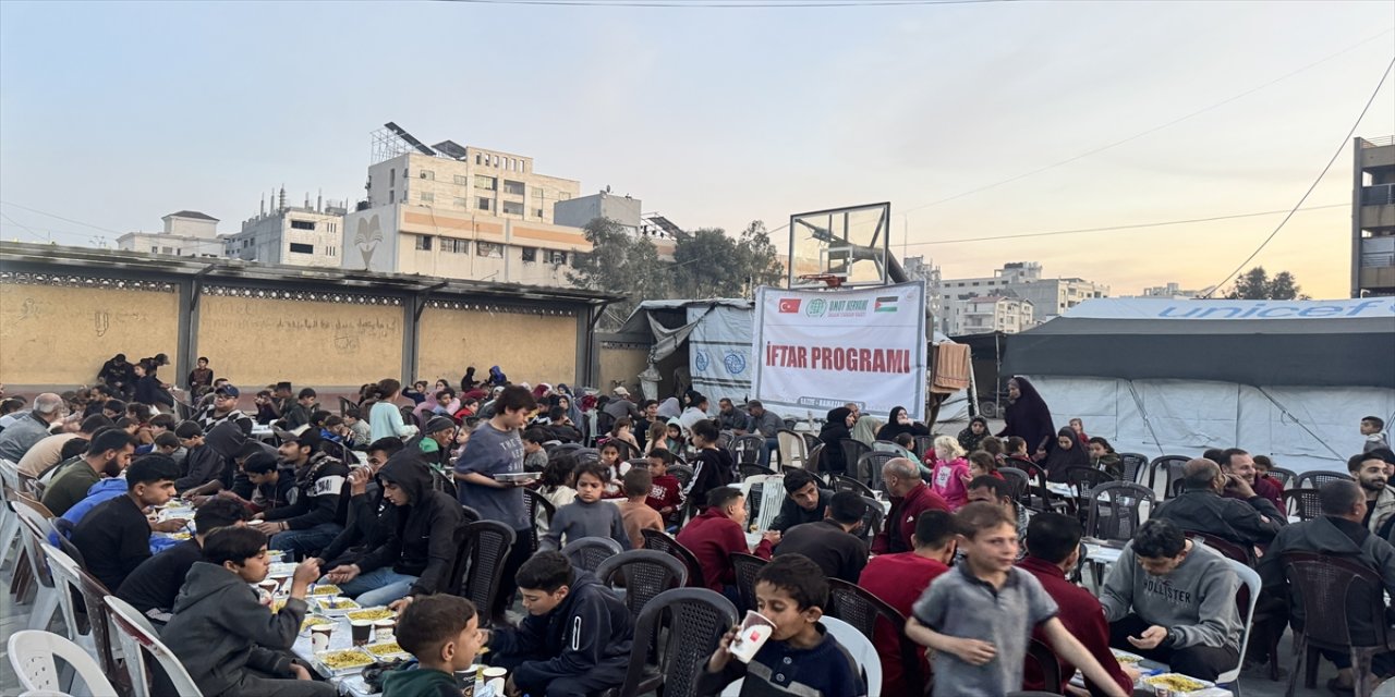 Valide İnsani Yardım Derneği, Gazze’de 300 binden fazla kişiye yardım ulaştırdı