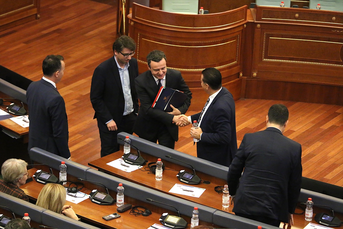 Kosova'da Albin Kurti'nin başkanlığındaki yeni hükümet meclisten güvenoyu alamadı