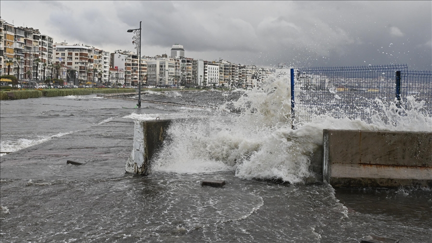 Marmara ile Kuzey Ege'de fırtına bekleniyor