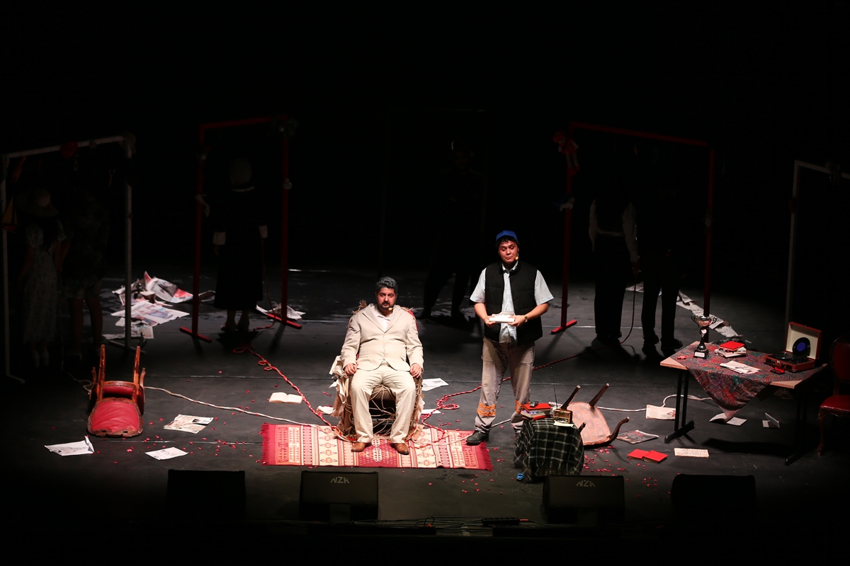 Gençlik ve Spor Bakanı Bak, Antalya'da "2025 Tiyatro Türkiye Finali"ne katıldı