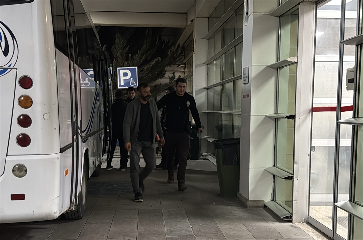 Kırıkkale'de havaya ateş eden ve polise mukavemette bulunan 24 kişiye adli işlem