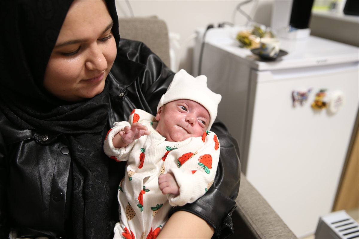 Adıyaman'da 580 gram doğan "Asya" bebek, 108 gün sonra ana kucağına kavuştu