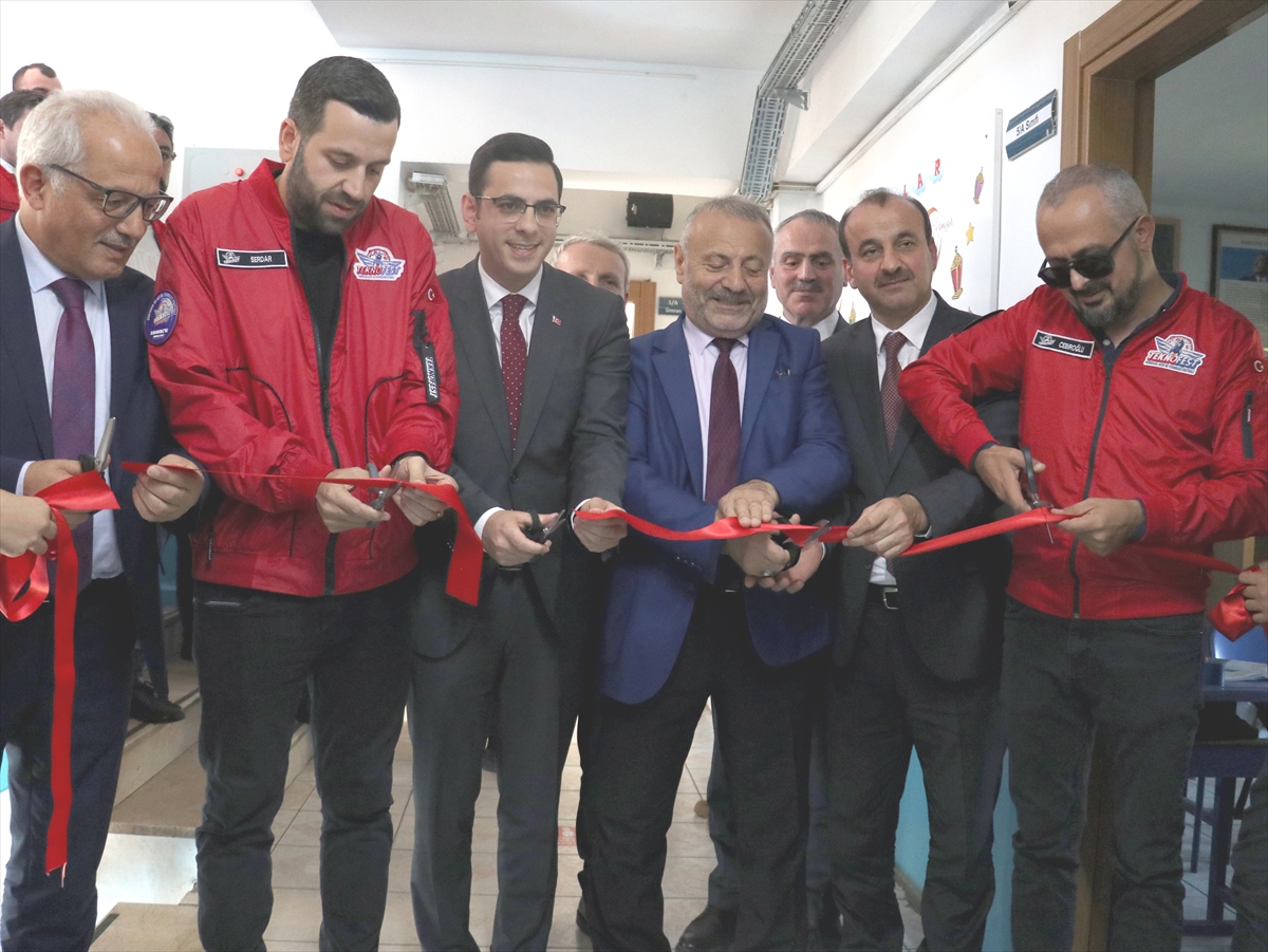 Dijital Birlik Platformu, Trabzon'da "Robotik Kodlama Sınıfı" açtı