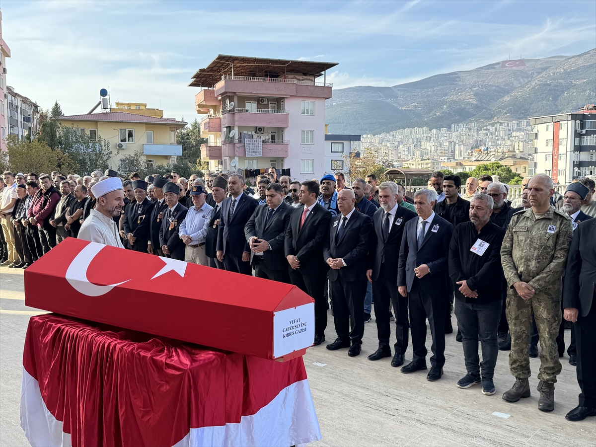 Kahramanmaraş'ta vefat eden Kıbrıs gazisi son yolculuğuna uğurlandı