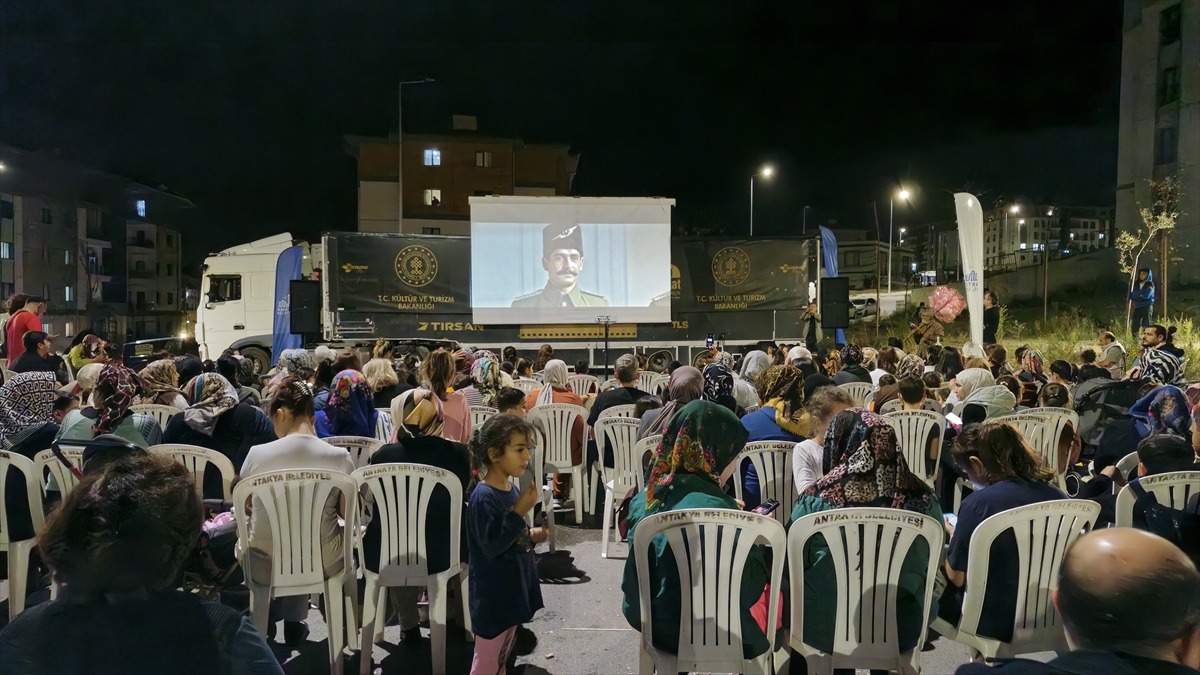"Gezen Sinema Tırı" Hatay'da sinemaseverlerle buluştu