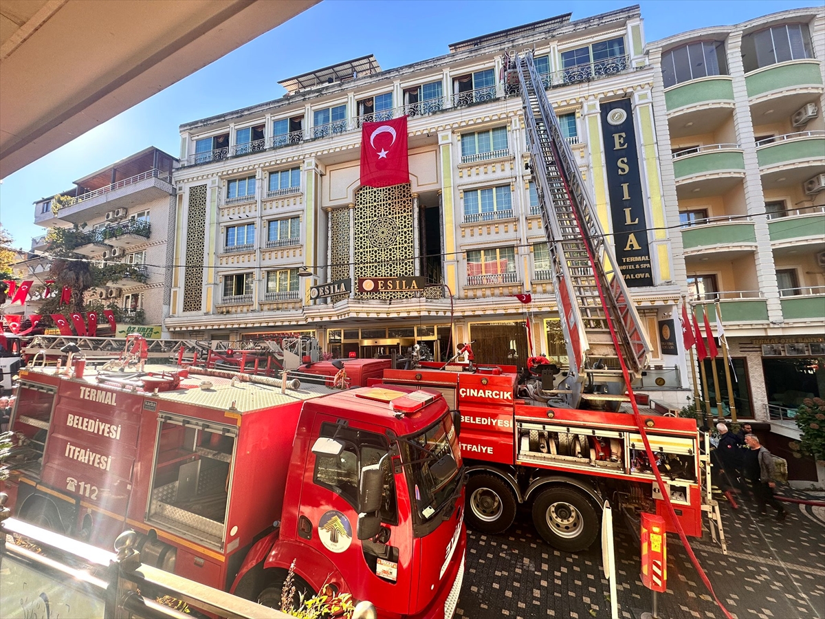 Yalova'da otelde çıkan yangın söndürüldü