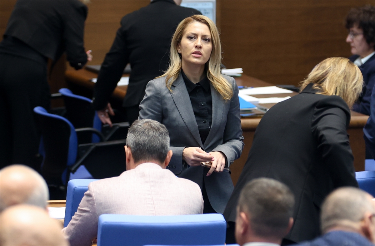 Bulgaristan Parlamentosunun yeni Başkanı Nazaryan oldu