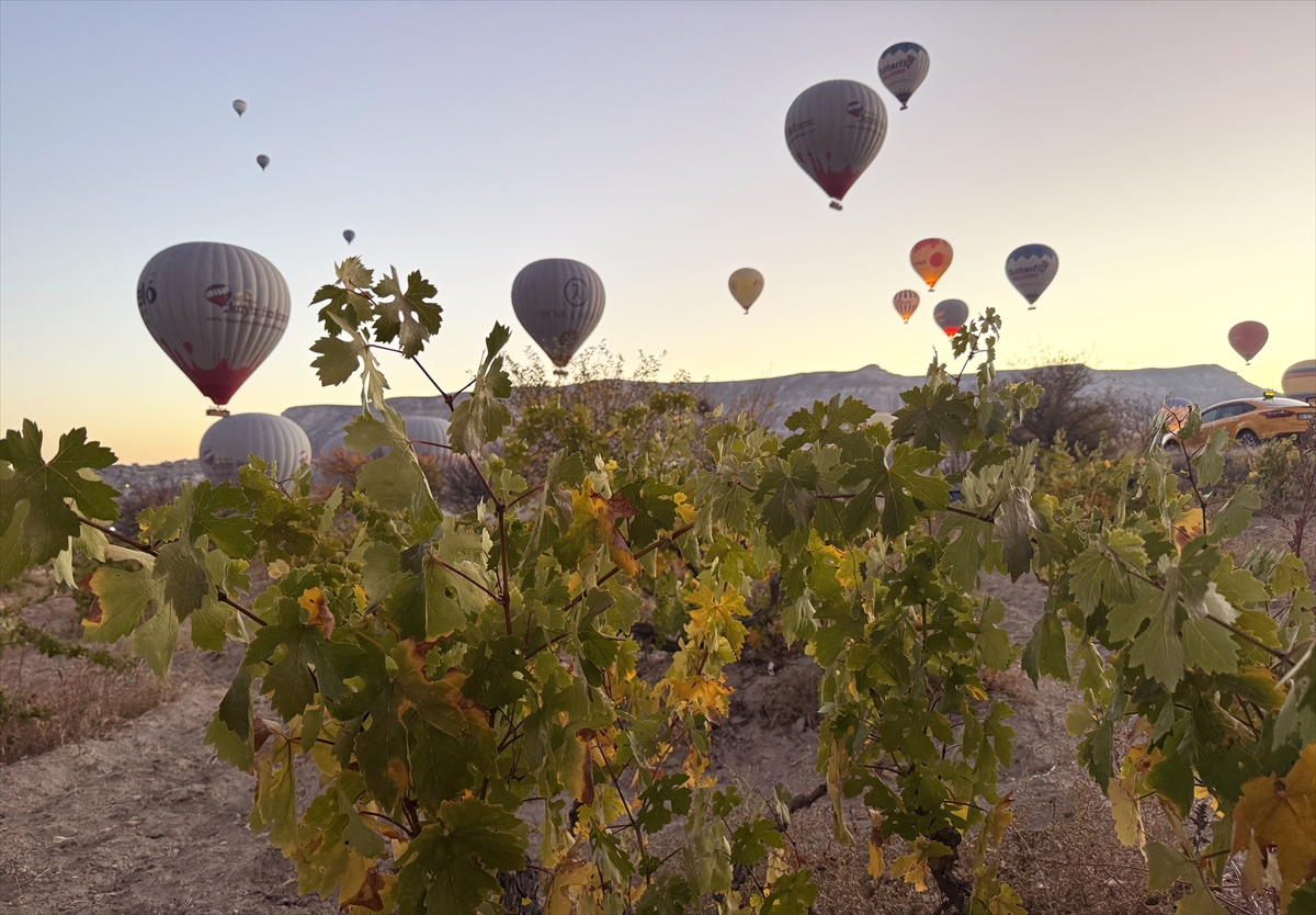 Sonbahar manzaraları Kapadokya'ya renk kattı