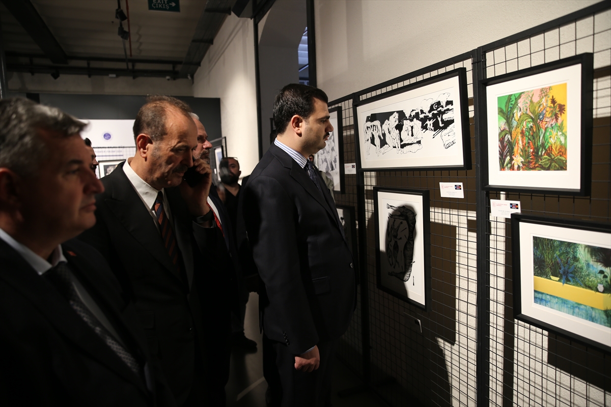 AK Parti Genel Sekreteri İnan, İzmir Kültür Yolu Festivali'ndeki sergileri gezdi: