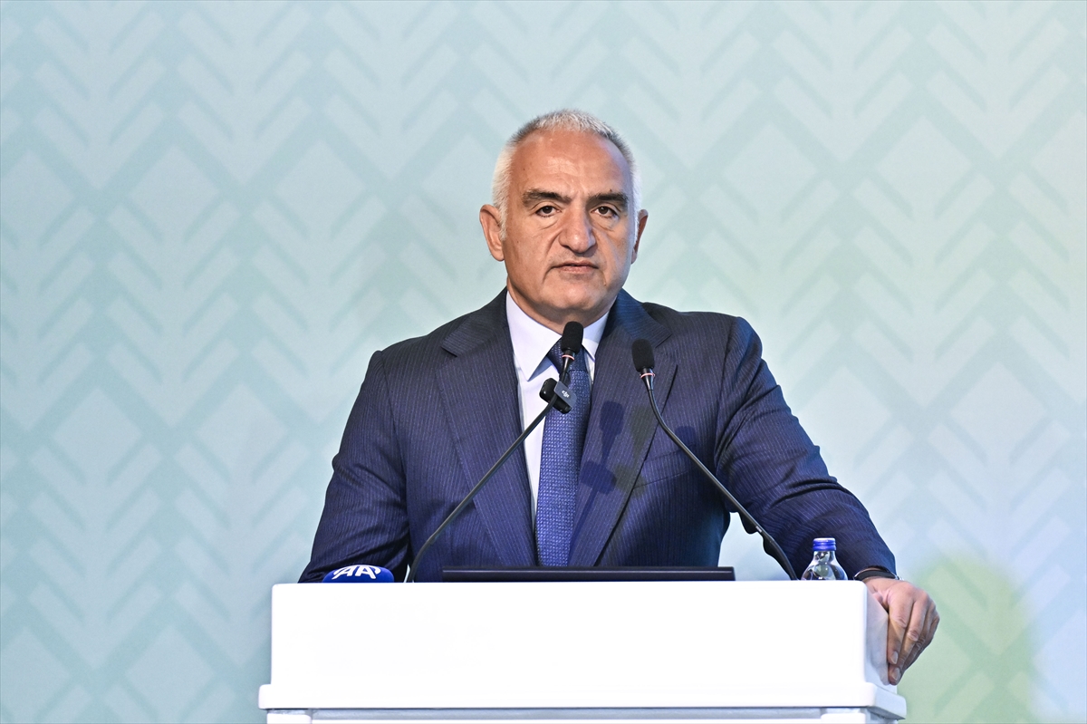 En fazla yabancı ziyaretçi alan ülkeler Türkiye, Fransa, İspanya ve İtalya