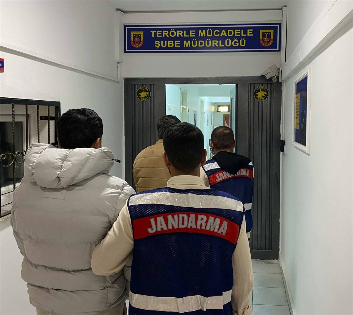 Kayseri'de terör örgütü DEAŞ'a yönelik operasyonda 2 zanlı yakalandı
