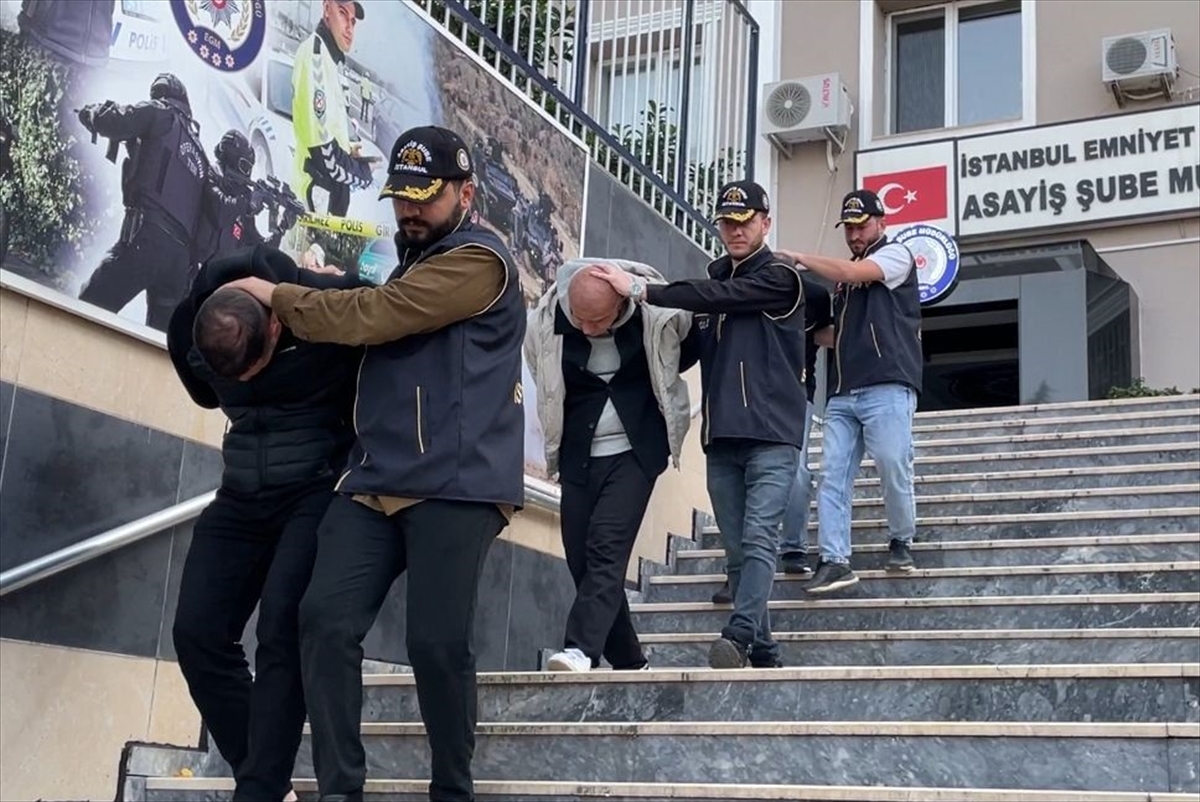 İstanbul'da araç kiralama vaadiyle dolandırıcılık yapan 2 kardeş tutuklandı