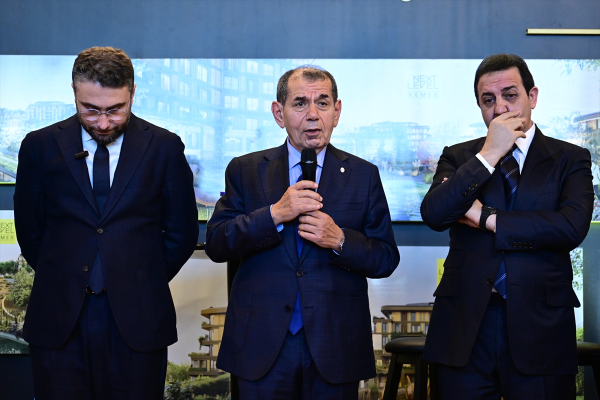 Galatasaray Kulübü Başkanı Özbek, Next Level Kemer projesinin tanıtımına katıldı