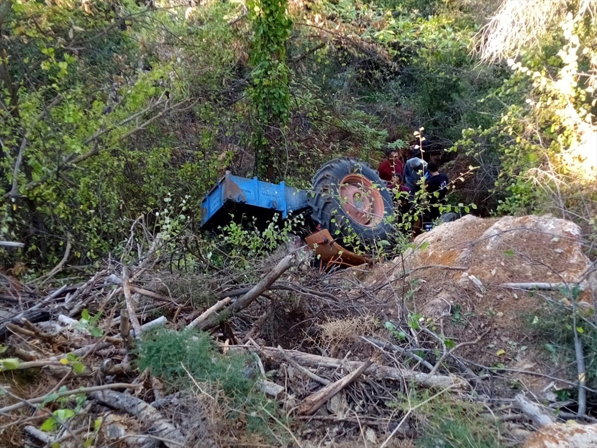 Aydın'da traktörün altında kalan sürücü öldü