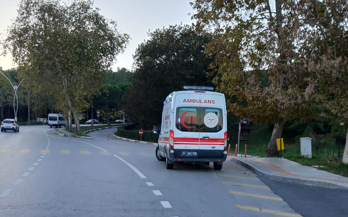 Samsun'da ambulans ile çarpışan motosikletin sürücüsü öldü