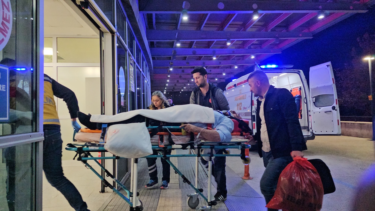 Serinova Belde Belediye Başkanı Çakmak Çorum'daki trafik kazasında yaralandı