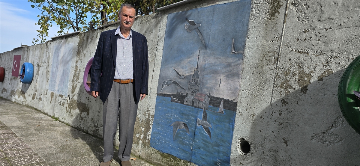 Emekli torna ustası merak sardığı resme tutkuyla bağlandı