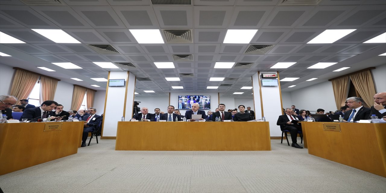 Kurtulmuş: Yeni Anayasa ve Demokratik Reformlar Bu Meclisin En Önemli Görevlerinden Biri