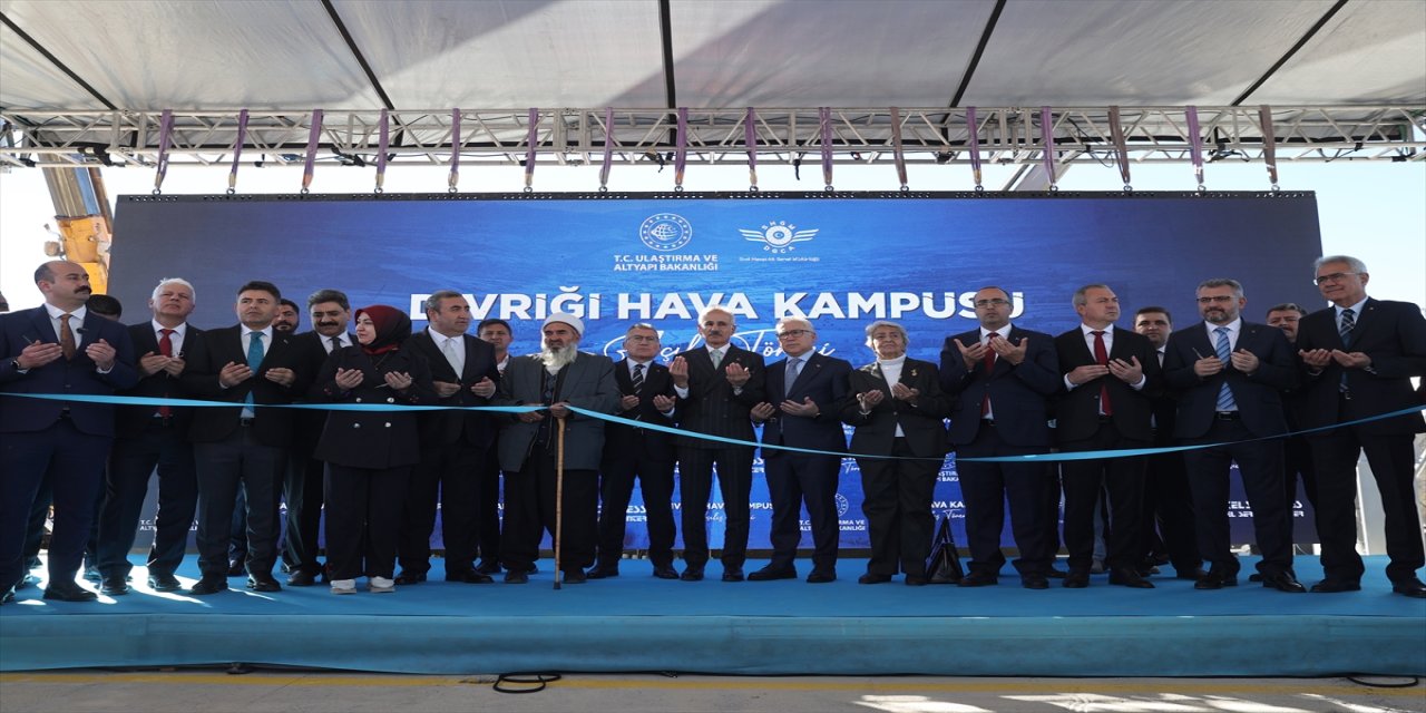 Bakan Uraloğlu: Her yıl ortalama 1,4 havalimanı açarak Türkiye’yi gökyüzünde sınır tanımayan bir ülke haline getirdik