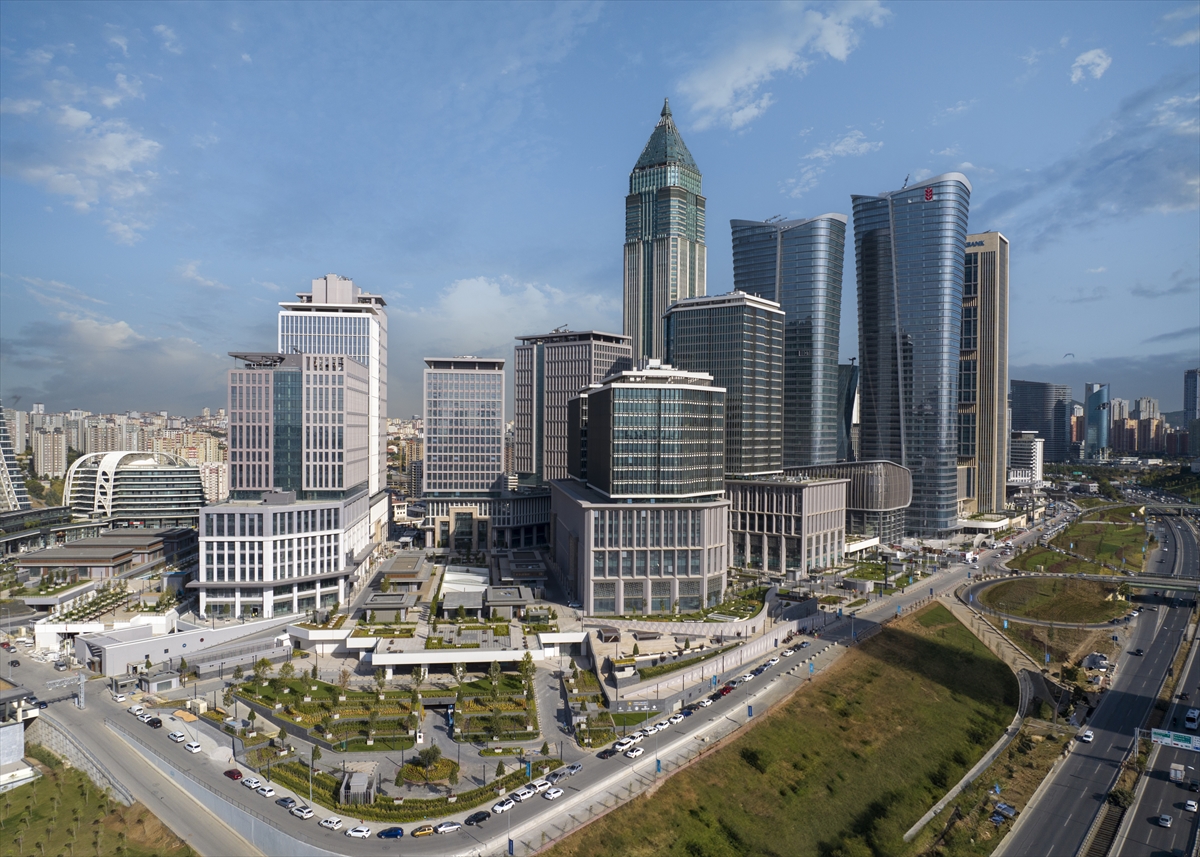 İstanbul Finans Merkezine uluslararası arenadan 4 ödül
