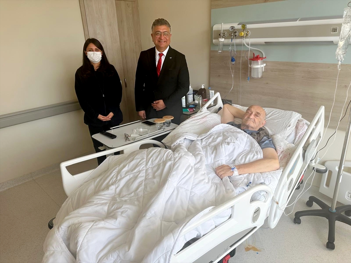 Yaşayan İnsan Hazinesi Ödülü sahibi çini sanatçısı Hamza Üstünkaya vefat etti