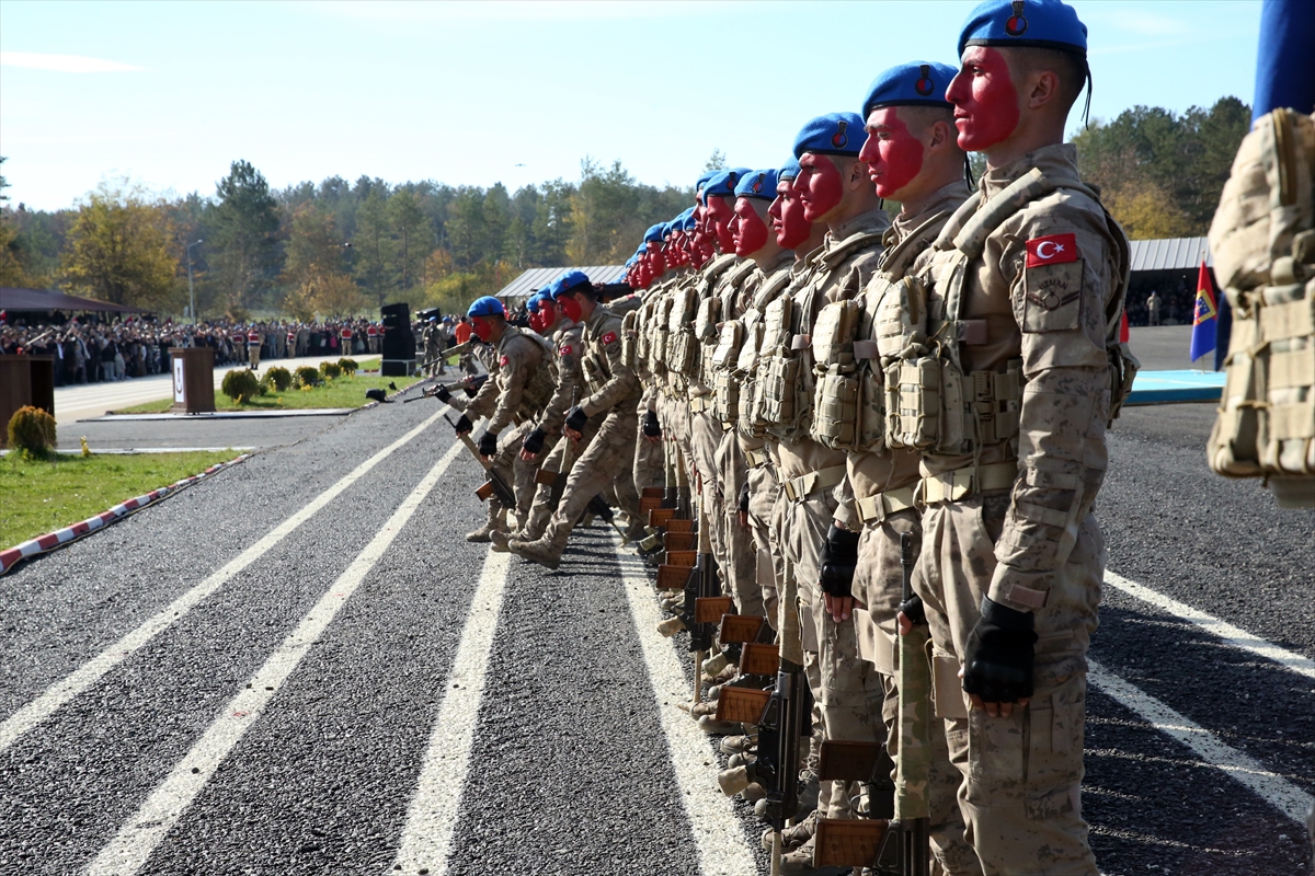 Kastamonu'da eğitimlerini tamamlayan uzman erbaşlar mezun oldu