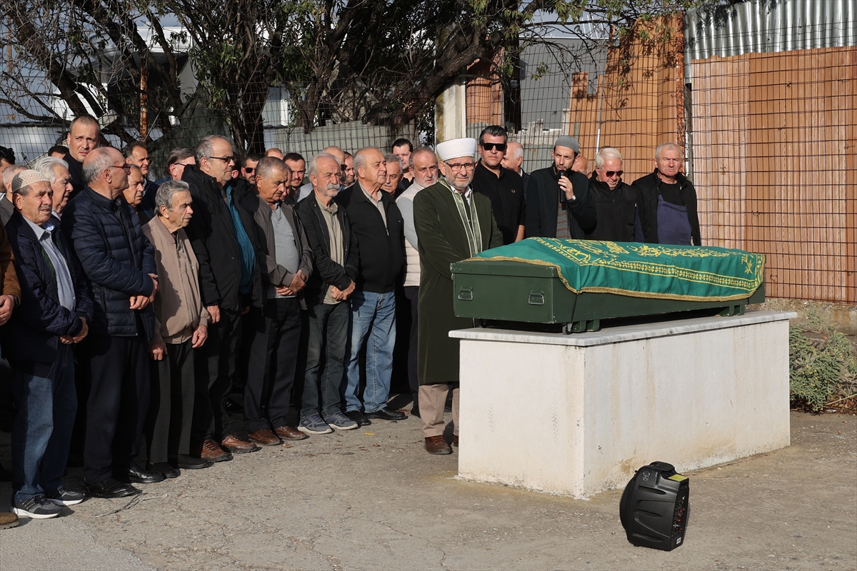 Gazeteci Mehmet Hatipoğlu, Gümülcine'de son yolculuğuna uğurlandı