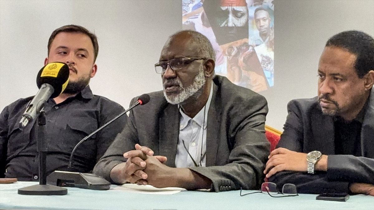 İstanbul'da STK'lerden Sudan'ın Faşir şehrinde sivillere yönelik saldırıları durdurma çağrısı