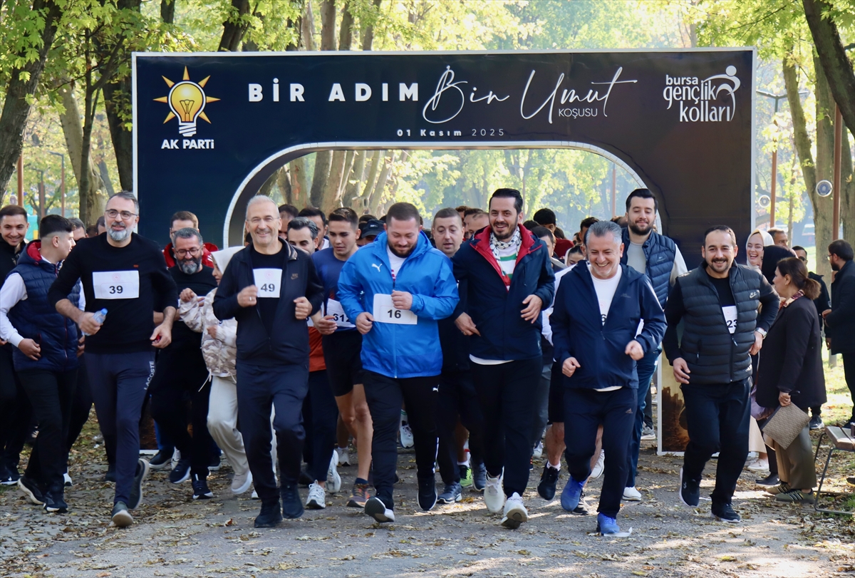 Bursa'da Gazze'ye destek için "Bir Adım, Bin Umut" koşusu düzenlendi