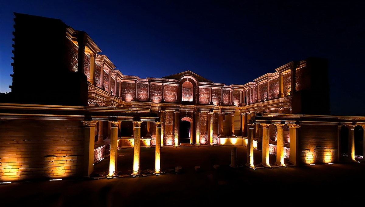 Sardes Antik Kenti'nde gece müzeciliği nisanda başlayacak