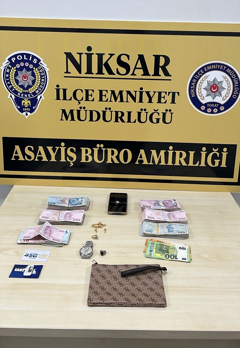 Tokat'ta bir çifti telefonla dolandıran 2 zanlı yakalandı