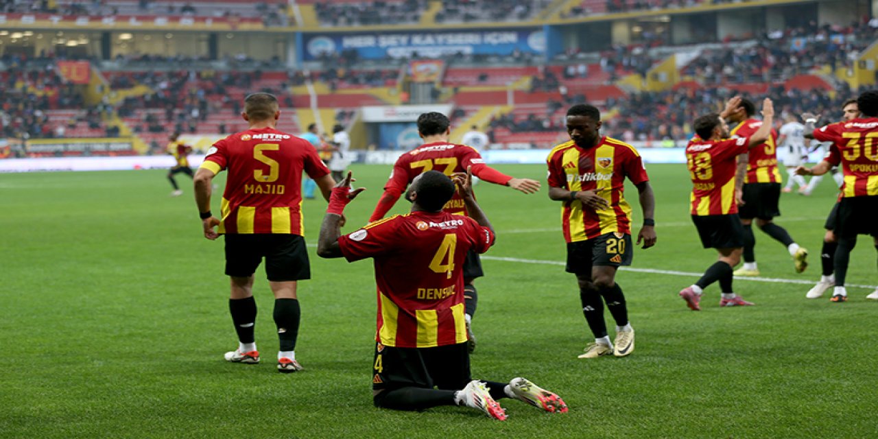 Kayserispor, siftah yaptı. Kasımpaşa’yı 3-2 yendi
