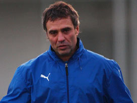 Yanal F.Bahçe'de devam edip etmeyeceğini açıkladı