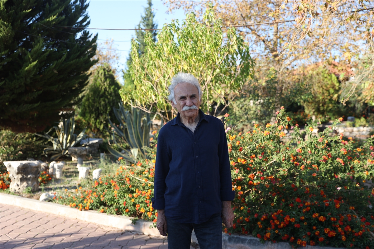 Prof. Dr. Işık, Cumhurbaşkanlığı Kültür ve Sanat Büyük Ödülü'ne layık görülmenin gururunu yaşıyor