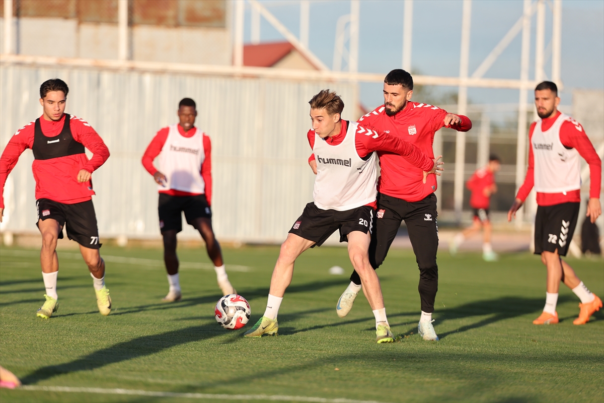 Sivasspor, Manisa FK maçı hazırlıklarına başladı