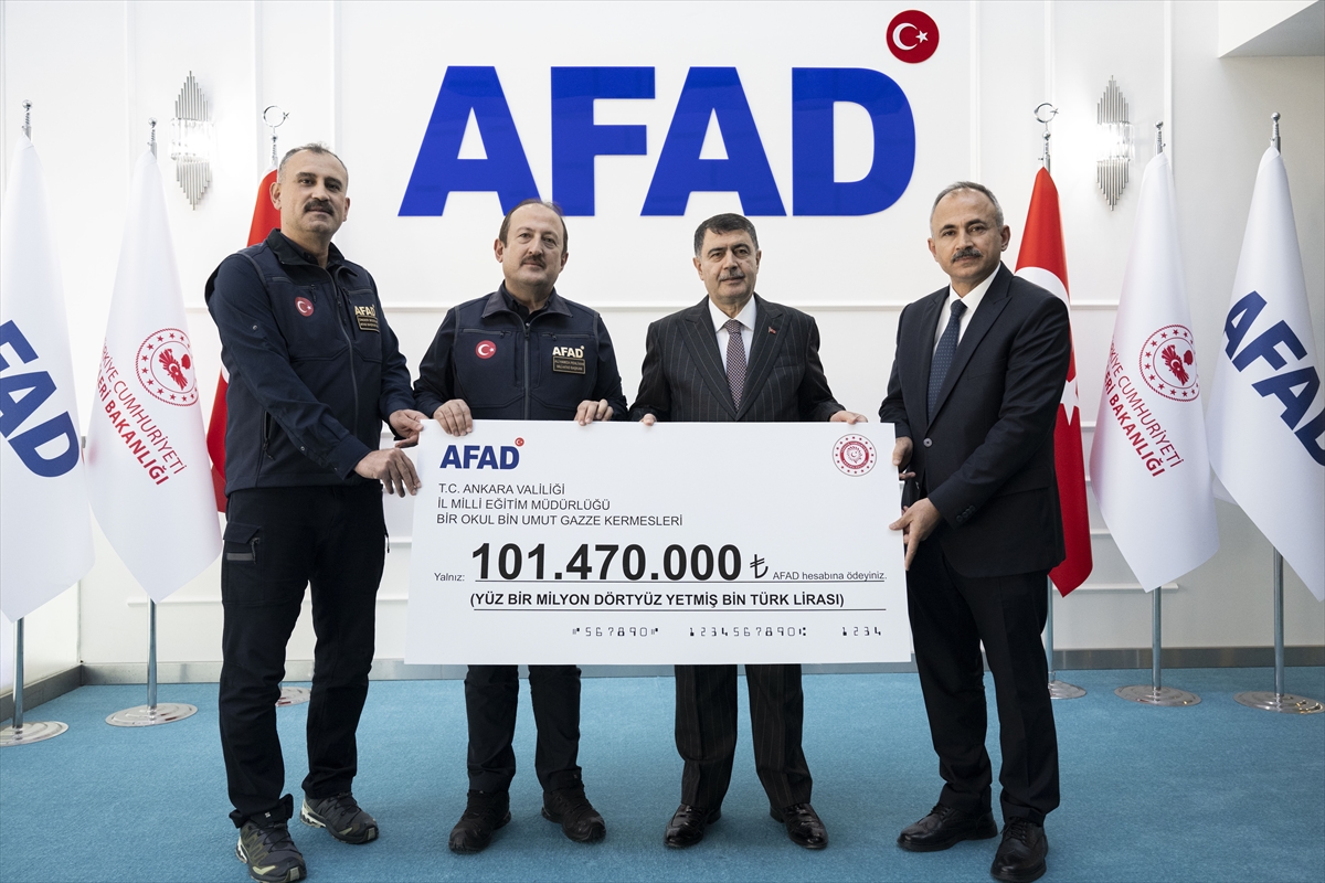 Ankara'daki okullarda Gazze için düzenlenen kermesten elde edilen gelir AFAD'a bağışlandı