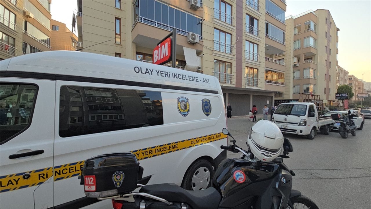 Bursa'da eski eşi tarafından bıçakla ağır yaralanan kadın hastaneye kaldırıldı