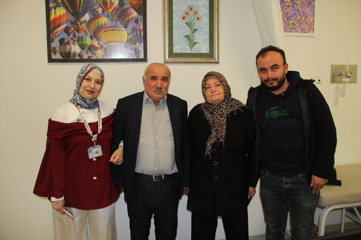 Kanseri erken teşhisle yenen 65 yaşındaki kişi yıllarca sigara içtiği için pişman