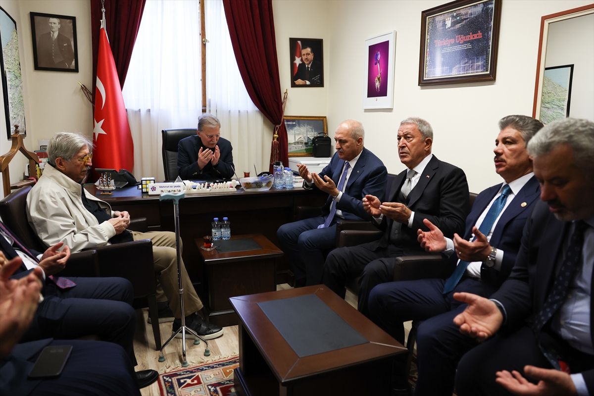 TBMM Başkanı Kurtulmuş'tan Cumhurbaşkanlığı YİK üyesi Mehmet Ali Şahin'e taziye ziyareti