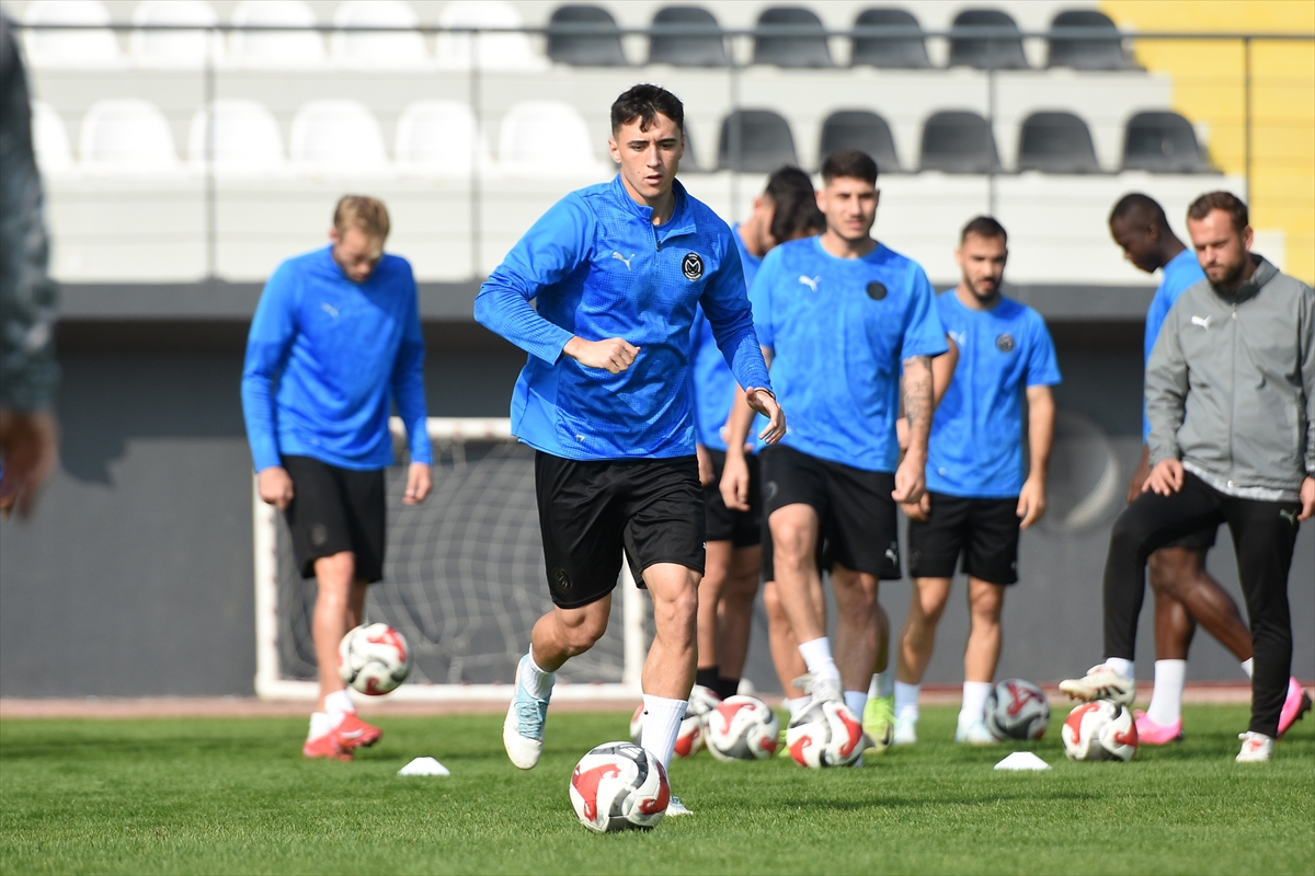 Manisa FK, Sivasspor maçının hazırlıklarını sürdürdü