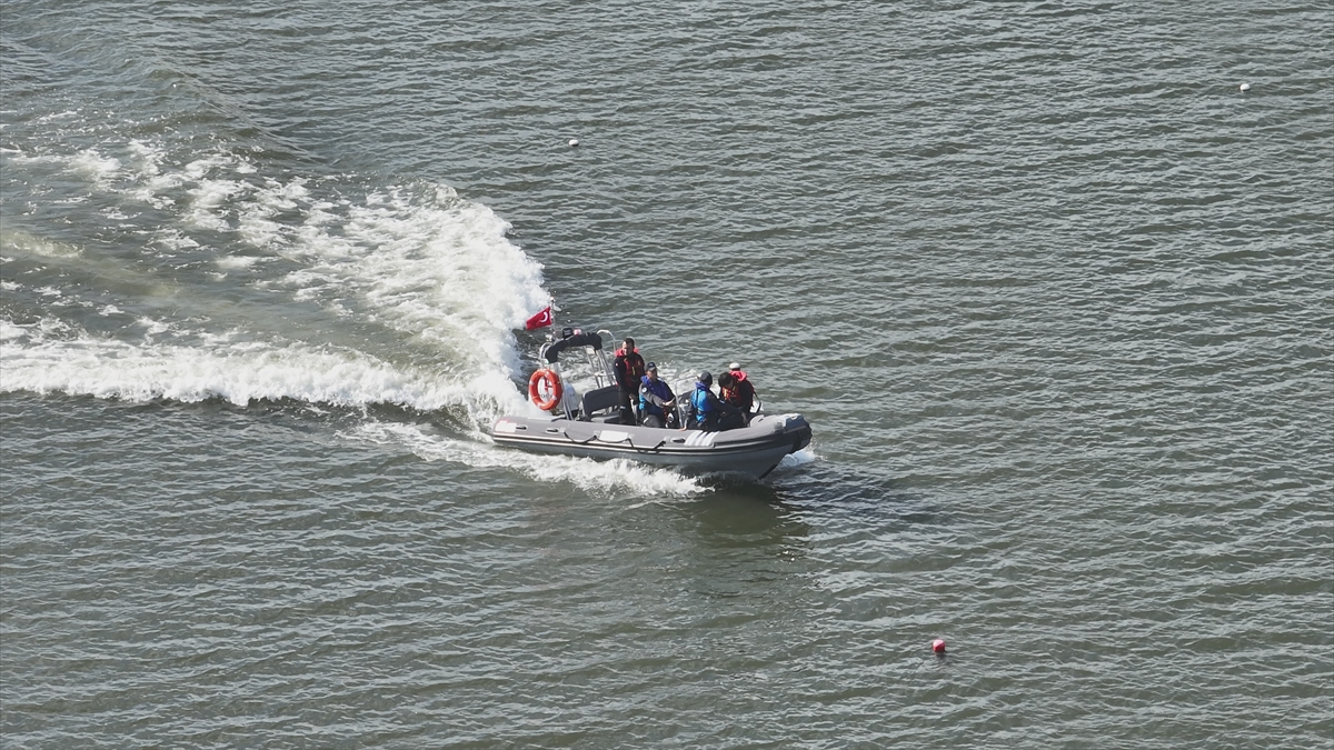 Meriç Nehri'nde zodyak botla sınır devriyesi