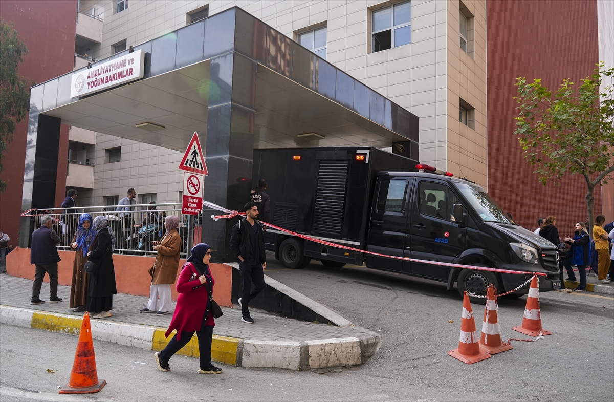 İzmir'de gaz sızıntısı şüphesiyle boşaltılan hastane binasında sızıntıya rastlanılmadı