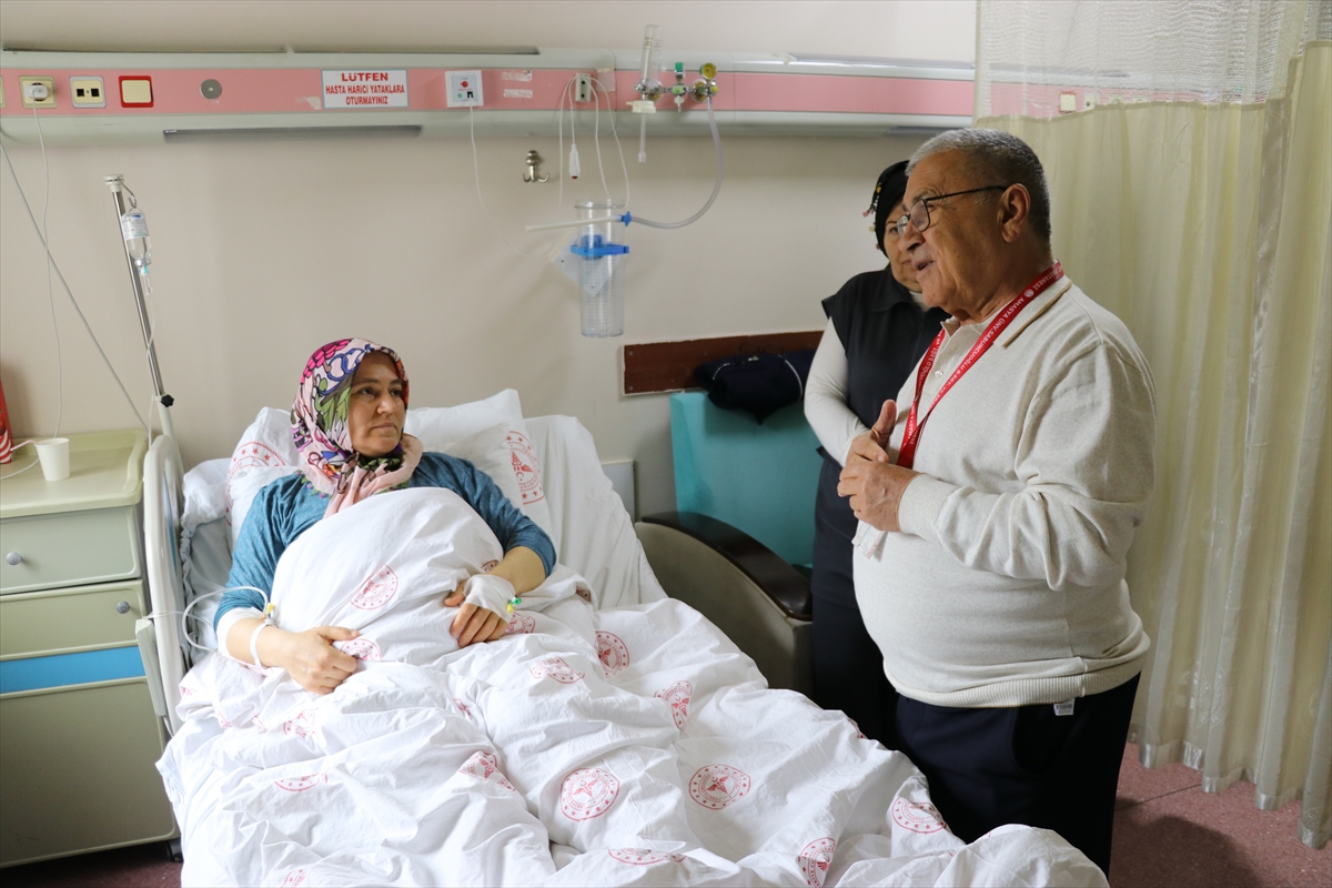 Amasya'da 38 yaşındaki kadının karnından 8,5 kilogramlık kitle çıkarıldı