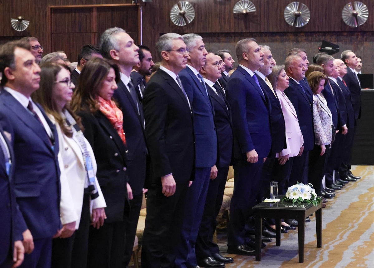 Dışişleri Bakanı Hakan  Fidan, Başkonsoloslar Konferansı'nda katılımcılara hitap etti: