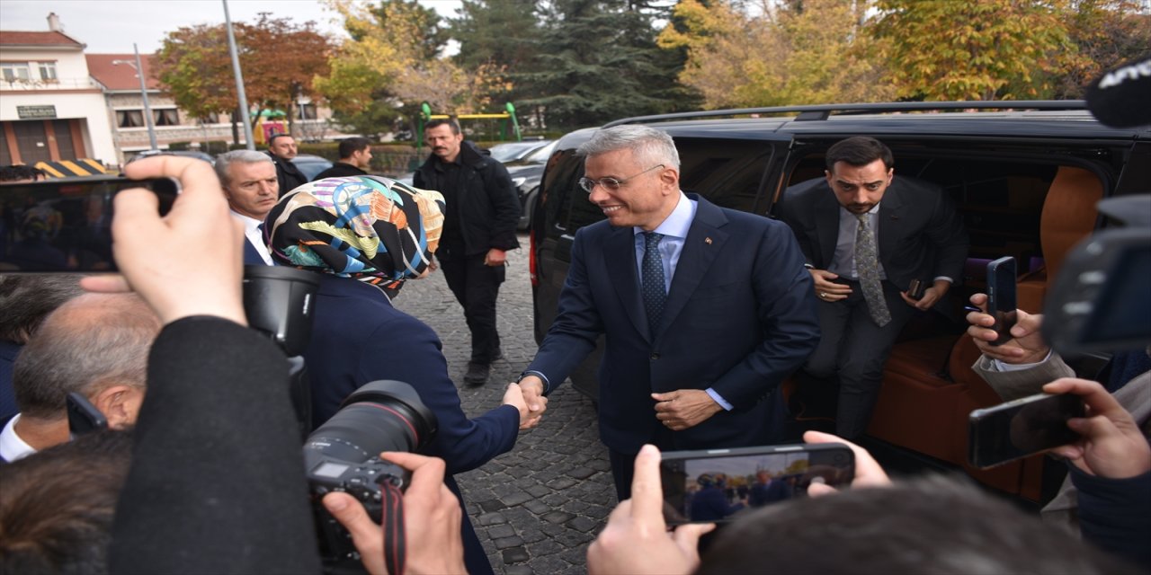 Sağlık Bakanı Memişoğlu: Organ bağışlayanların 1. derece yakınlarına organ ihtiyacında öncelik tanıyoruz