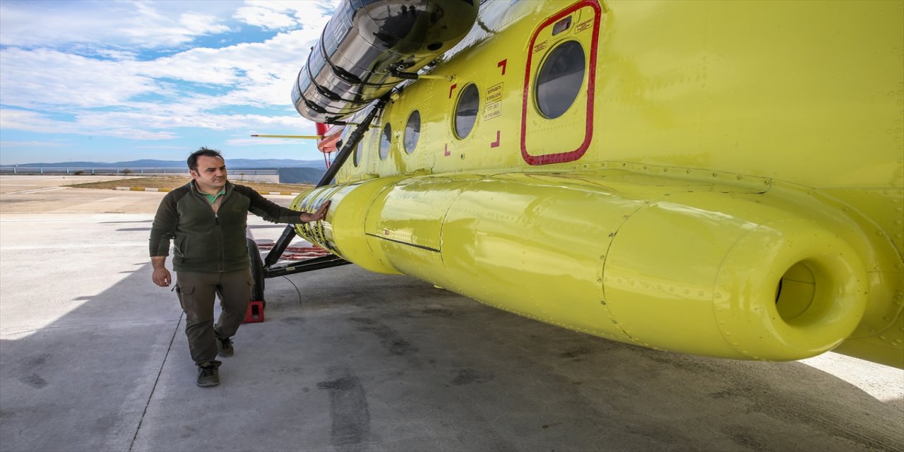 Denizli’de helikopter kazasından yaralı kurtulan orman memuru Kenan Erdem, yeniden yangın helikopterinde görev yapıyor.