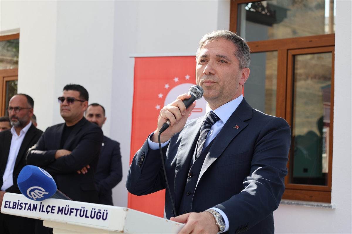 Bizim için cami toplumun vicdanı demektir