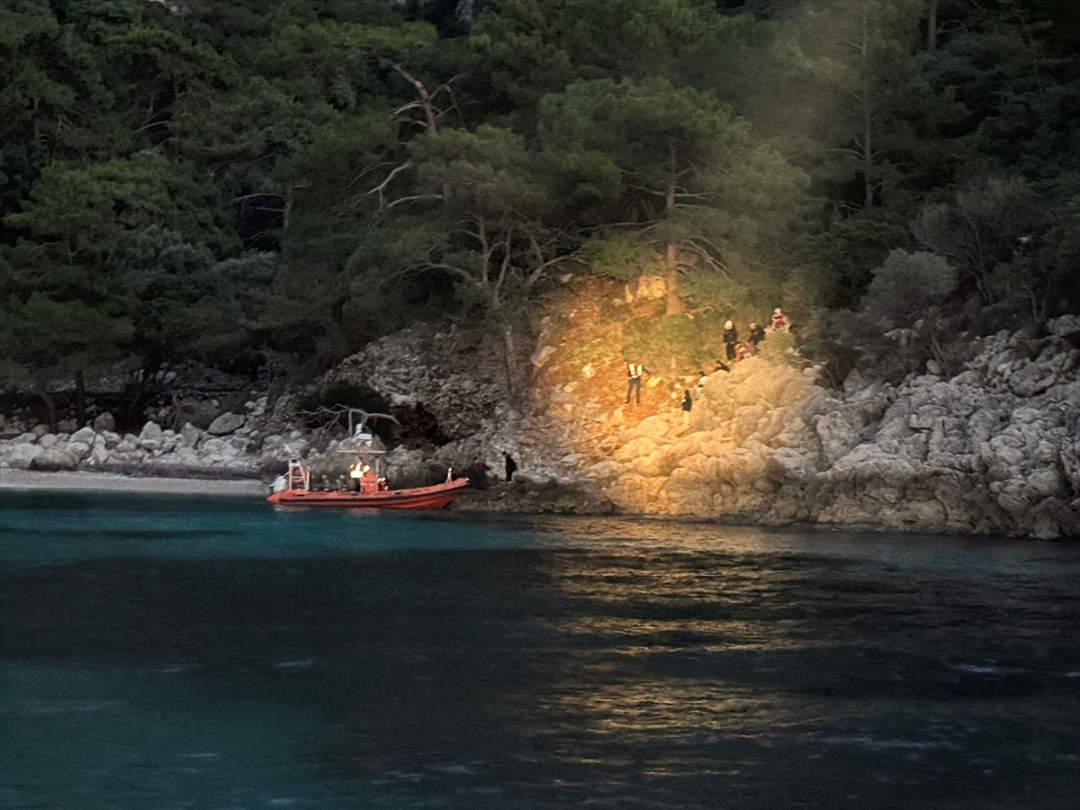 Muğla'da 36 düzensiz göçmen kurtarıldı