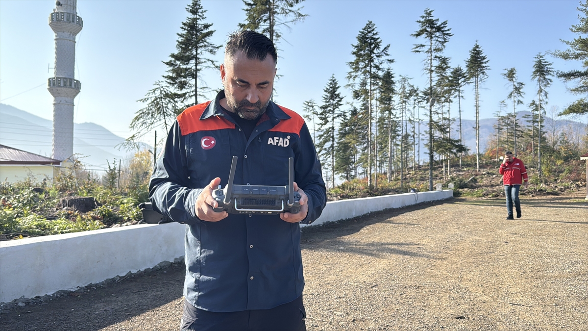 Kastamonu'da kaybolan anne ve oğlunu arama çalışmaları sürüyor