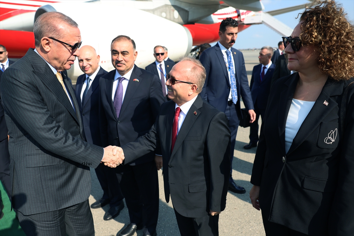 Cumhurbaşkanı Erdoğan, Azerbaycan'ın başkenti Bakü'ye geldi